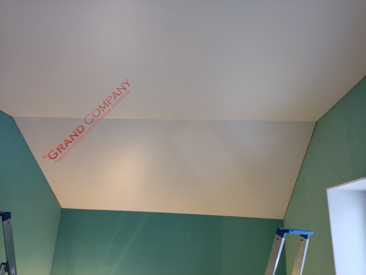 монтаж натяжных потолков в Херсоне